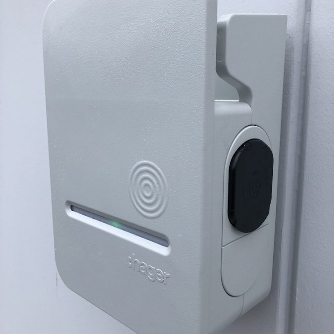 Installation de bornes de recharge dans le Haut-Rhin en Alsace, c’est CRH Bischheim