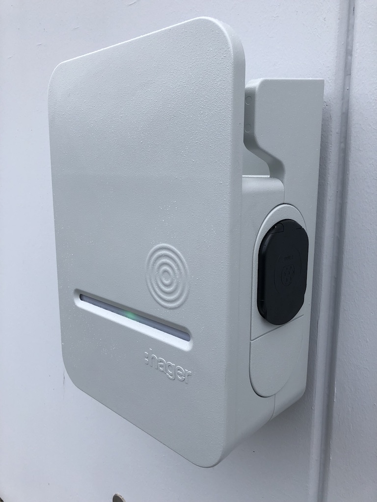 Installation de bornes de recharge dans le Haut-Rhin en Alsace, c’est CRH Bischheim